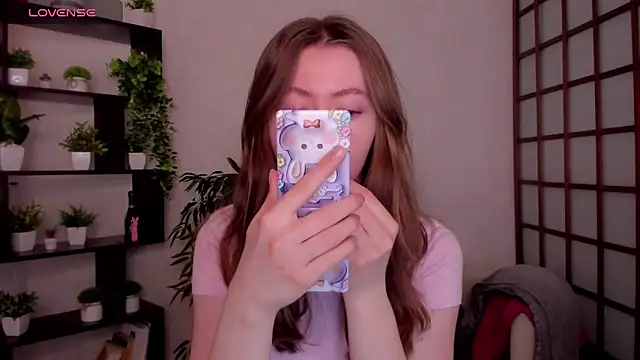 KateCuddle online show from March 11, 2:38 am