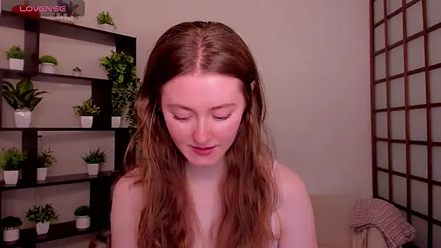 Snapshot of KateCuddle chatting on June 22, 2:28 am KateCuddle online show from June 22, 2:28 am