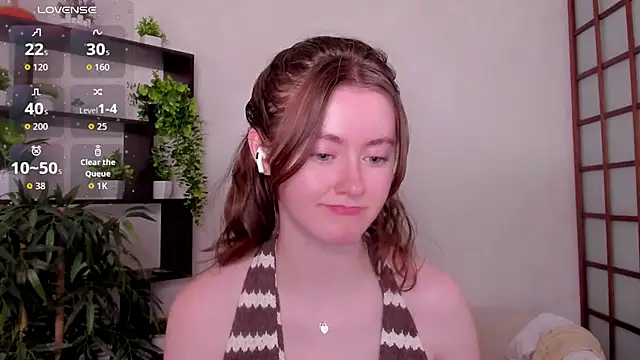 Snapshot of KateCuddle chatting on July 8, 2:57 am KateCuddle online show from July 8, 2:57 am