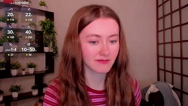 KateCuddle online show from April 7, 2:46 am