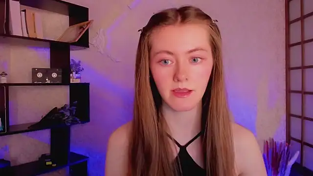 KateCuddle online show from January 17, 2:18 am