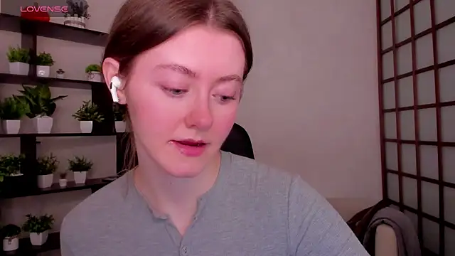 KateCuddle online show from March 20, 2:01 am