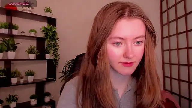 KateCuddle online show from April 15, 2:28 am