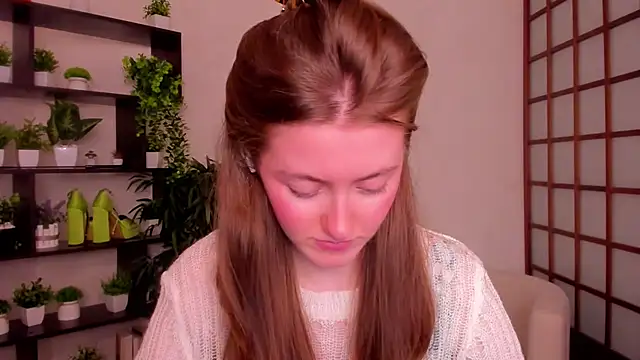 KateCuddle online show from September 19, 2:26 am