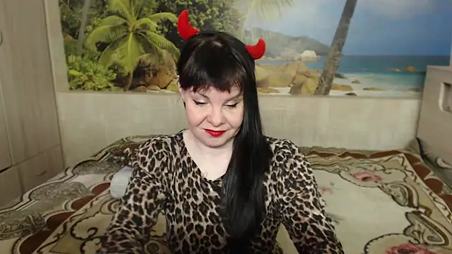 Snapshot of Aphelandra chatting on February 28, 5:15 am Aphelandra online show from February 28, 5:15 am