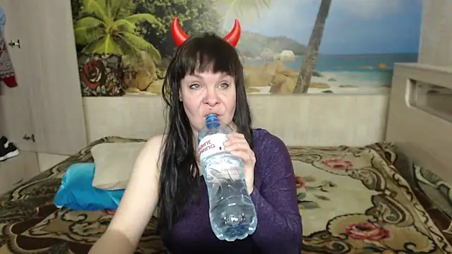 Aphelandra online show from March 17, 2:31 pm