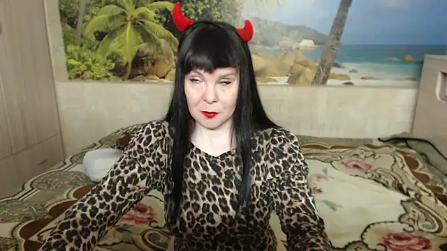 Snapshot of Aphelandra chatting on February 16, 11:16 am Aphelandra online show from February 16, 11:16 am