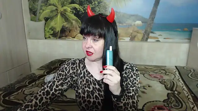 Snapshot of Aphelandra chatting on March 13, 12:56 pm Aphelandra online show from March 13, 12:56 pm