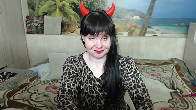 Snapshot of Aphelandra chatting on March 22, 12:57 pm Aphelandra online show from March 22, 12:57 pm