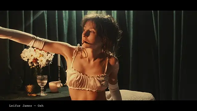 WebCora online show from April 12, 4:43 pm