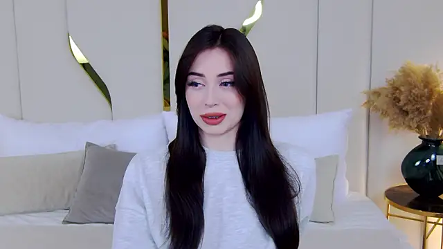 Betty Bridge online show from March 23, 2:44 am