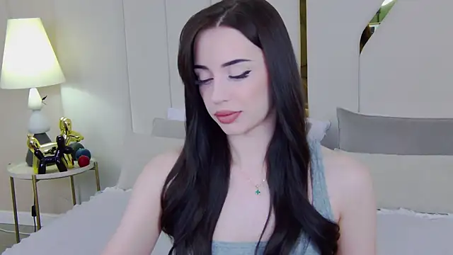 Betty Bridge online show from February 4, 5:35 am