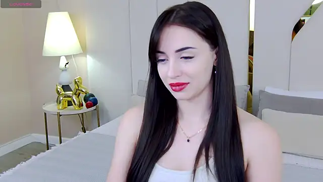 Snapshot of Betty_Bridge chatting on November 19, 5:40 am Betty Bridge online show from November 19, 5:40 am