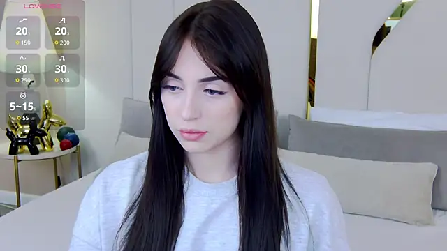 Snapshot of Betty_Bridge chatting on November 25, 5:41 am Betty Bridge online show from November 25, 5:41 am