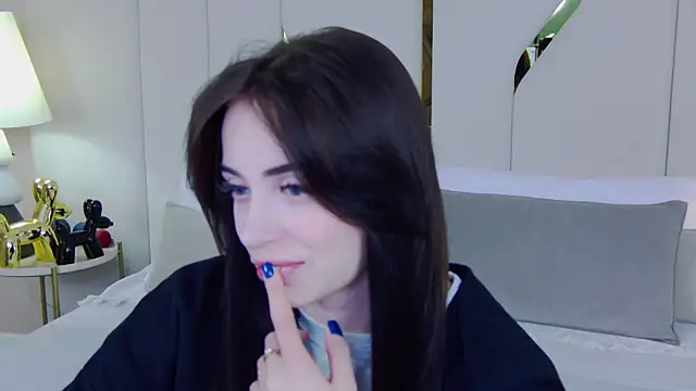 Betty Bridge online show from March 5, 5:15 am