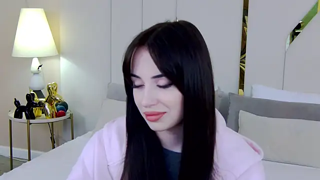 Snapshot of Betty_Bridge chatting on November 7, 6:07 am Betty Bridge online show from November 7, 6:07 am