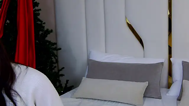 Betty Bridge online show from December 18, 5:23 am