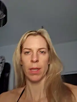 Amber riivers online show from January 31, 10:31 am