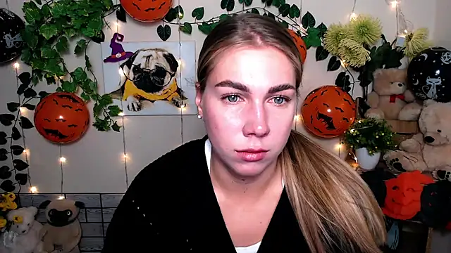 Snapshot of Sport_Tall_Doll chatting on October 27, 8:59 am Sport Tall Doll online show from October 27, 8:59 am