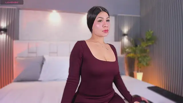 ValeriaGarcia online show from May 8, 11:58 am