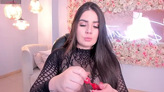 KendraClarkX online show from April 12, 3:10 am
