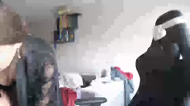 delightful sofi online show from October 31, 8:00 am