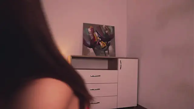 Misslullu online show from September 29, 4:30 am