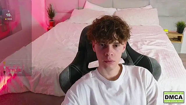 cute thomas online show from February 4, 2:17 am