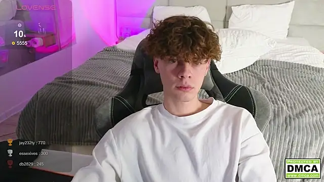 cute thomas online show from March 12, 2:09 am