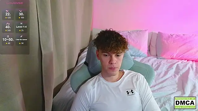 cute thomas online show from November 12, 3:49 pm