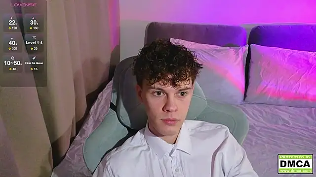 Snapshot of cute_thomas chatting on February 11, 3:01 pm cute thomas online show from February 11, 3:01 pm