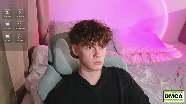 cute thomas online show from March 11, 7:52 pm