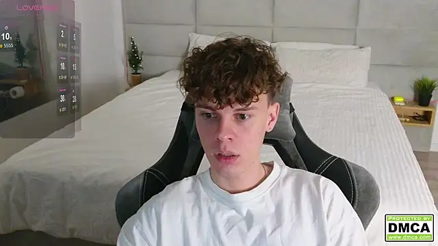 cute thomas online show from December 29, 4:38 am
