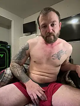 8inchHOLEpunch online show from December 31, 3:23 am