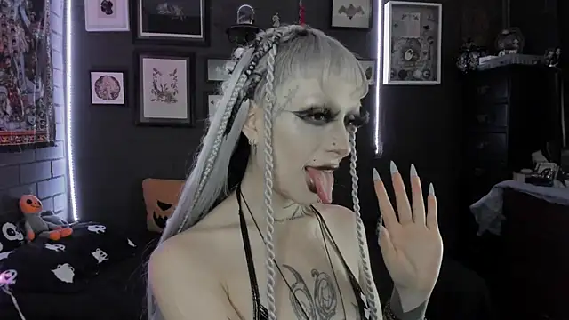 insania 9999  online show from December 17, 4:56 pm