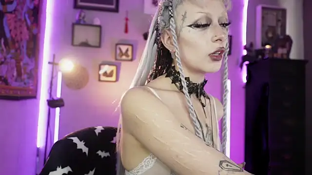 insania 9999  online show from February 16, 4:16 pm