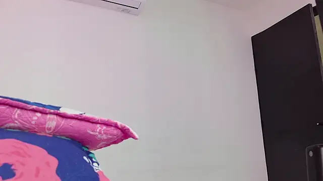 Snapshot of celeste_sea chatting on June 26, 7:20 pm celeste sea online show from June 26, 7:20 pm