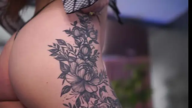 HotSkinnyX online show from February 10, 10:03 am