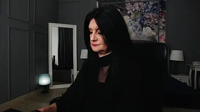 Snapshot of DomMelissaW chatting on March 19, 12:26 am DomMelissaW online show from March 19, 12:26 am