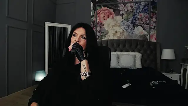 Snapshot of DomMelissaW chatting on September 30, 7:42 pm DomMelissaW online show from September 30, 7:42 pm