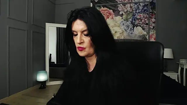 Snapshot of DomMelissaW chatting on January 9, 9:05 pm DomMelissaW online show from January 9, 9:05 pm