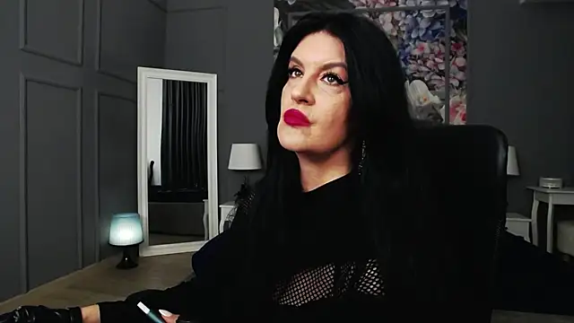 Snapshot of DomMelissaW chatting on January 27, 9:33 pm DomMelissaW online show from January 27, 9:33 pm
