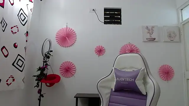 InocentHeaven1 online show from January 13, 12:20 pm