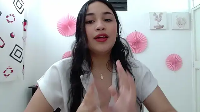 InocentHeaven1 online show from February 10, 7:02 pm