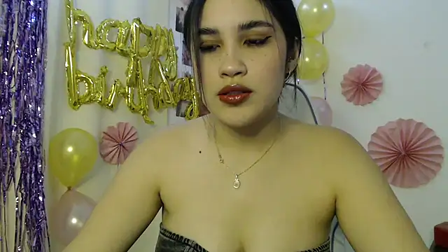 InocentHeaven1 online show from May 26, 11:41 am