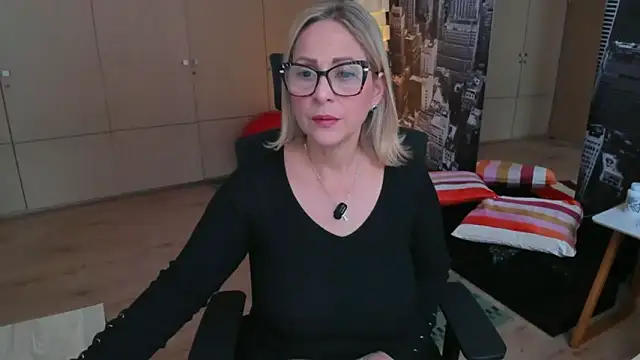 Snapshot of jane_turner chatting on May 25, 12:59 pm jane turner online show from May 25, 12:59 pm