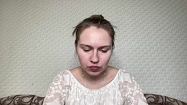 Snapshot of dream_alexa chatting on February 26, 2:05 pm dream alexa online show from February 26, 2:05 pm