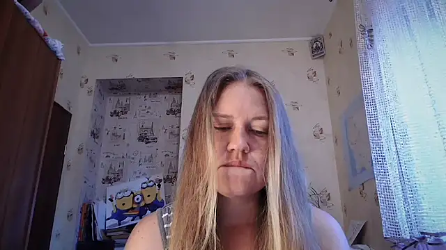 Snapshot of dream_alexa chatting on July 1, 3:18 am dream alexa online show from July 1, 3:18 am