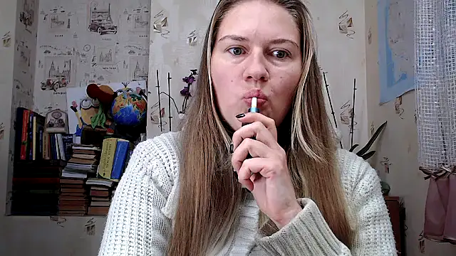 Snapshot of dream_alexa chatting on October 11, 2:56 am dream alexa online show from October 11, 2:56 am