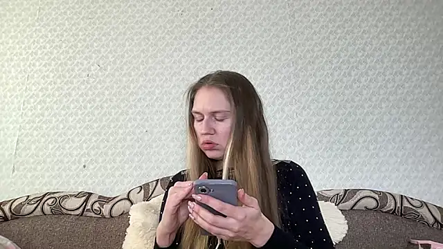 Snapshot of dream_alexa chatting on February 28, 12:42 pm dream alexa online show from February 28, 12:42 pm
